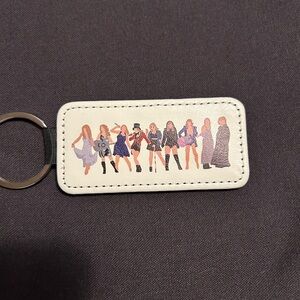 👑 Taylor Swift Keychain